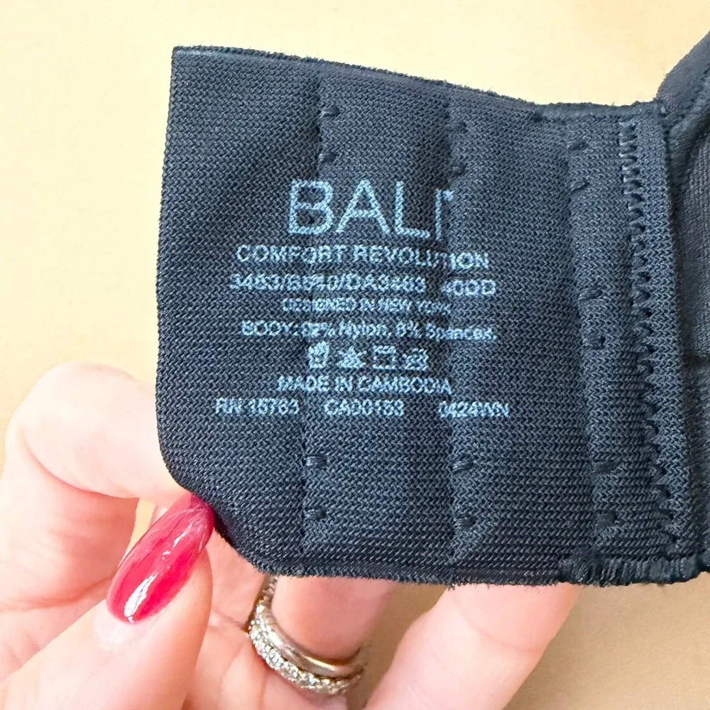 Bali Comfort Revolution 40DD Black Seamless 4 Way Stretch T-shirt Bra New